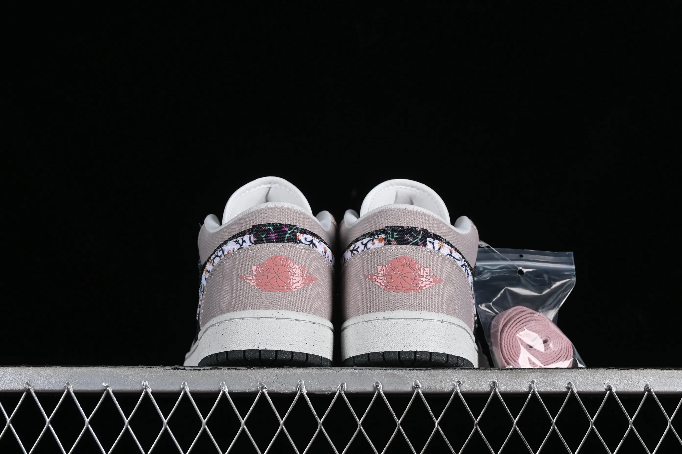 All categories Air Jordan Jordan series basketball shoes Air Jordan 1 Low Z version Air Jordan 1 Low AJ1 Joe 1 low-top cultural casual sneakers FJ3445-001